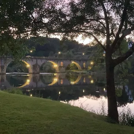 شقة Placido River House *