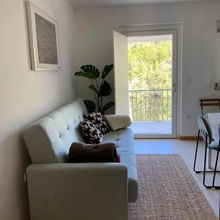 Placido River House Appartement *