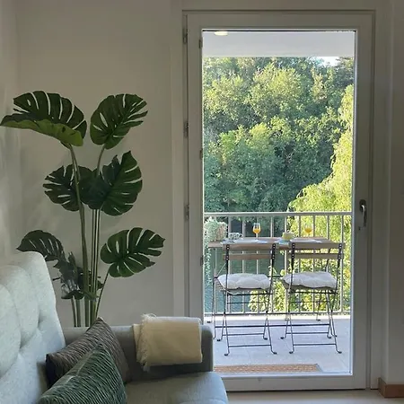 Placido River House Appartement *