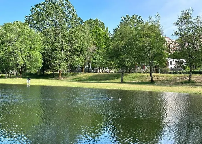 아파트 Placido River House